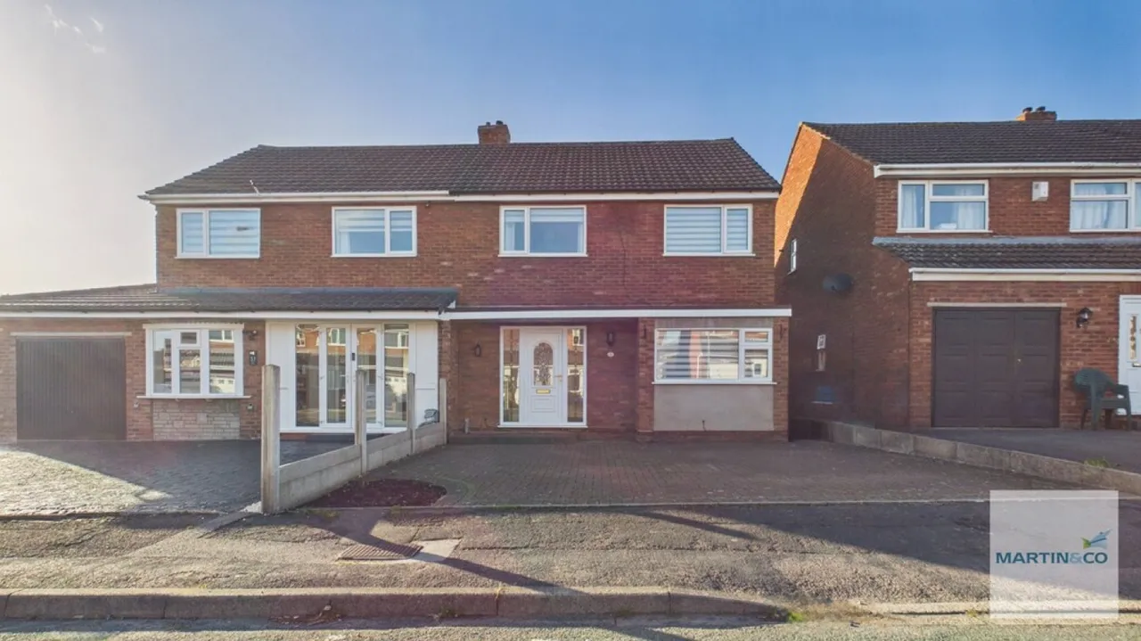 Torc Ave, Tamworth, B77, photo 23