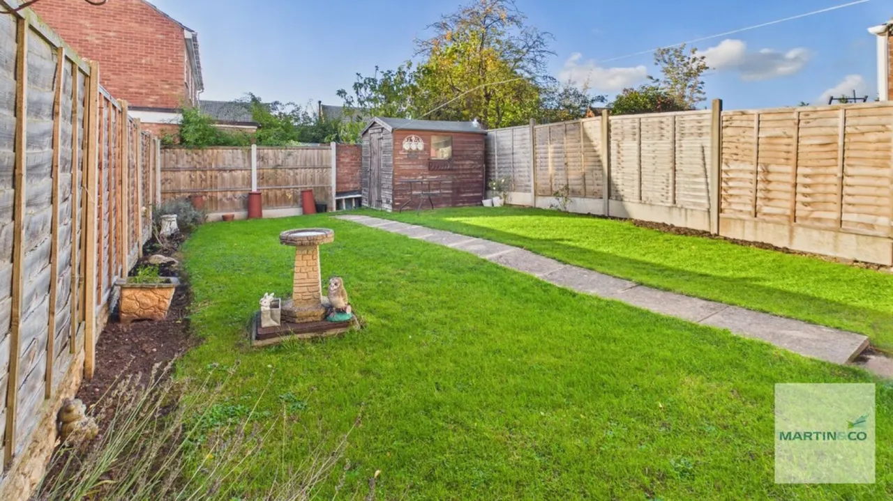 Torc Ave, Tamworth, B77, photo 11