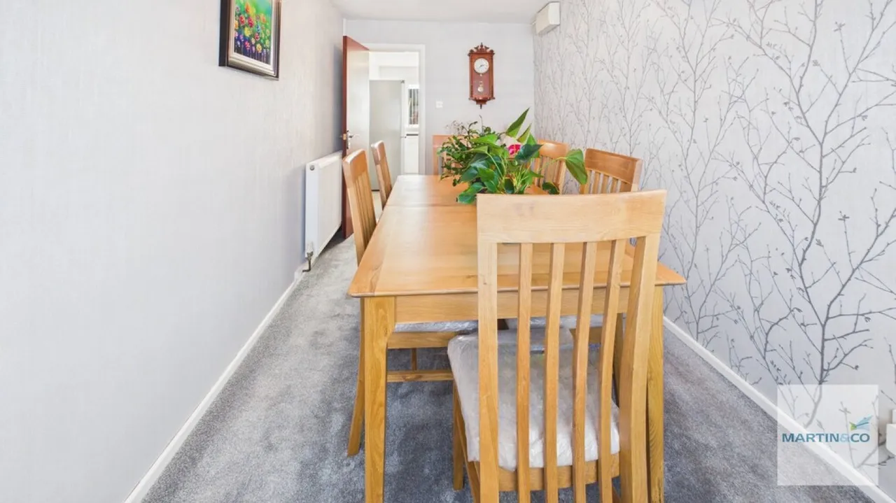 Torc Ave, Tamworth, B77, photo 10