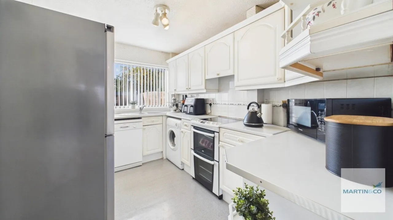 Torc Ave, Tamworth, B77, photo 6