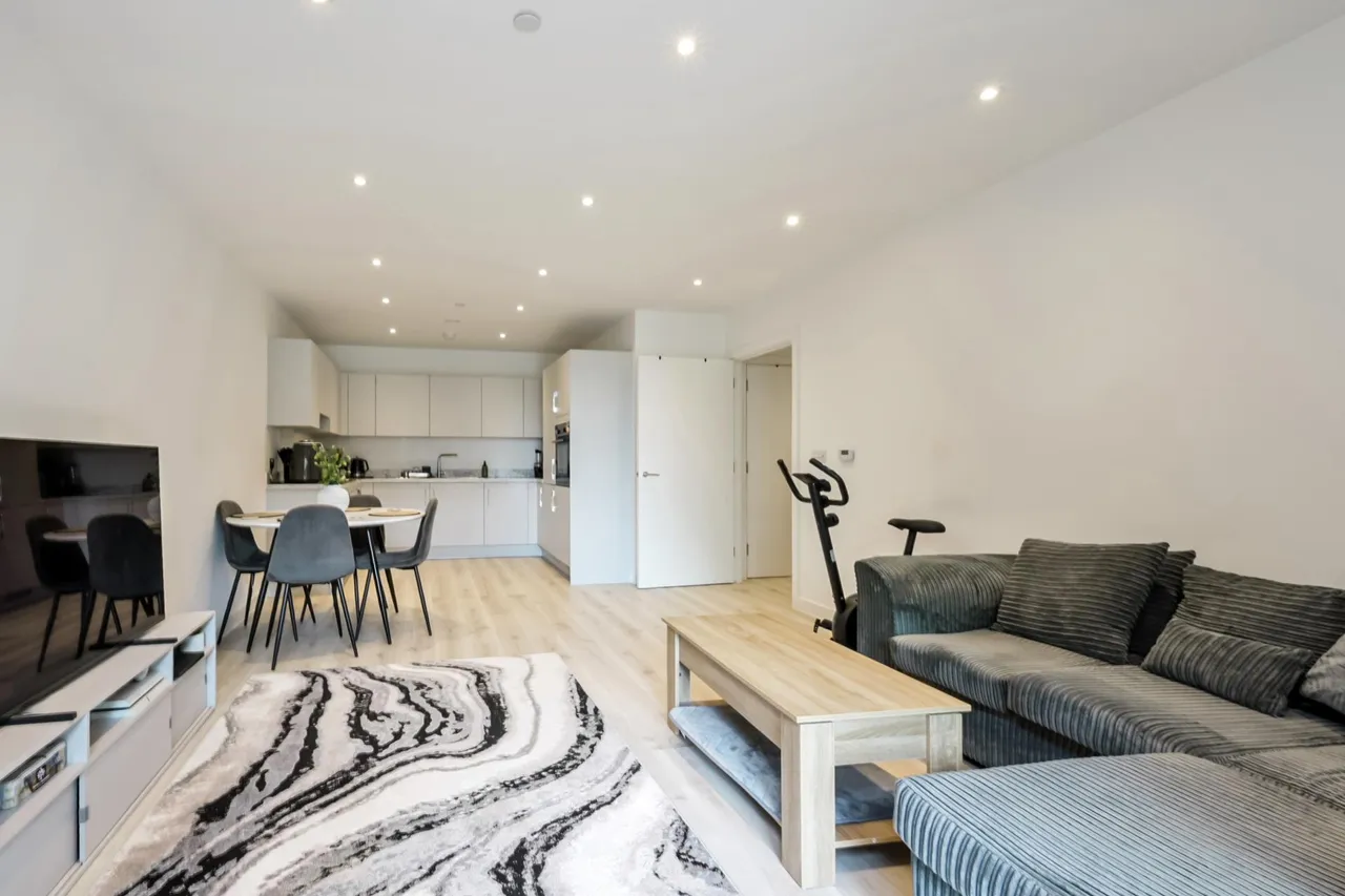1 bed flat for sale, Luxton House, Barking, IG11