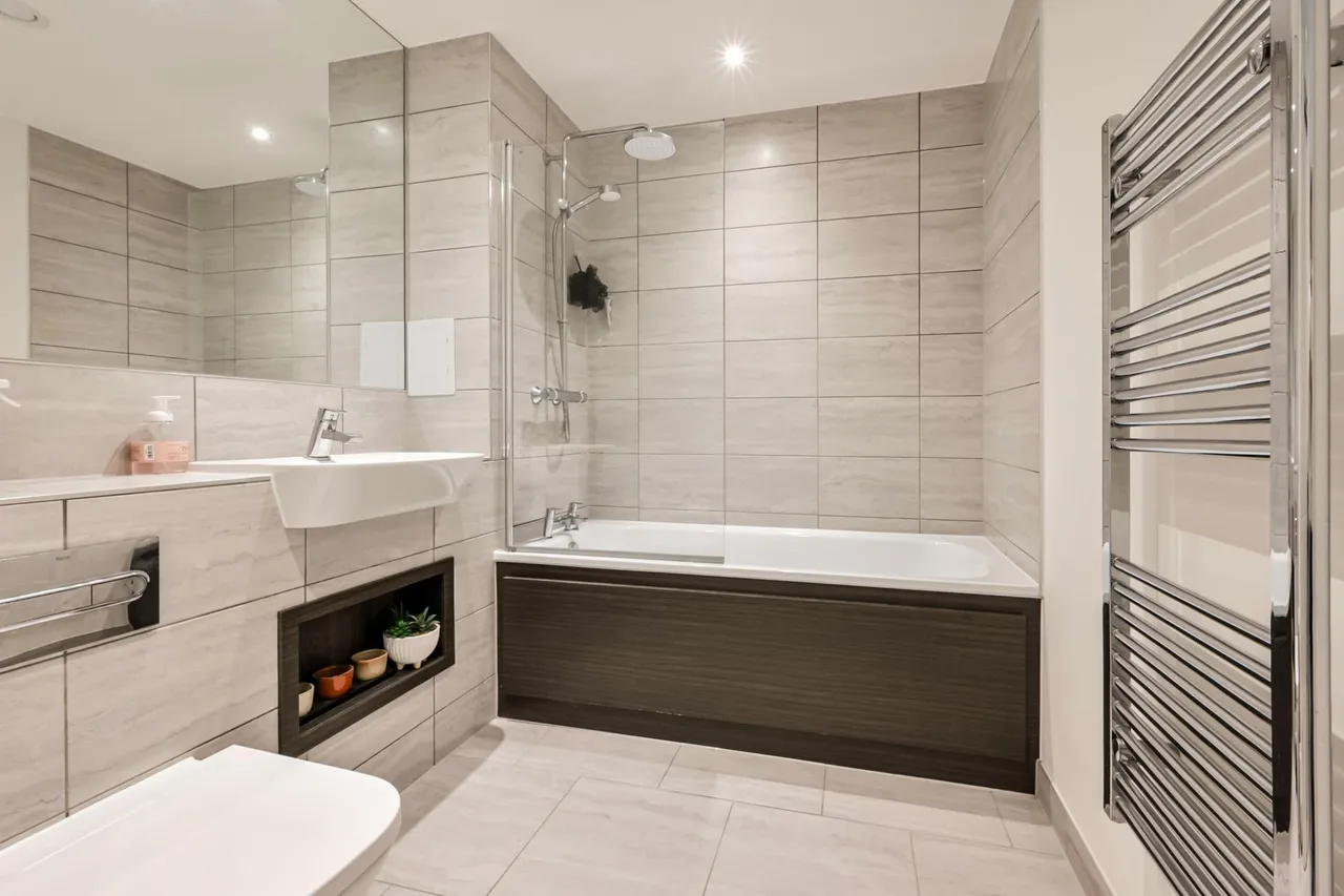 Luxton House, Barking, IG11, photo 7