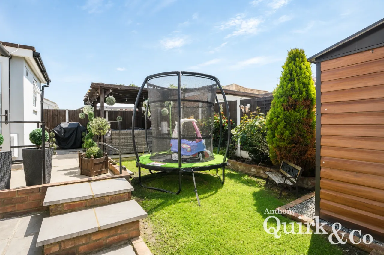 Delfzul Road, Canvey Island, SS8, photo 18
