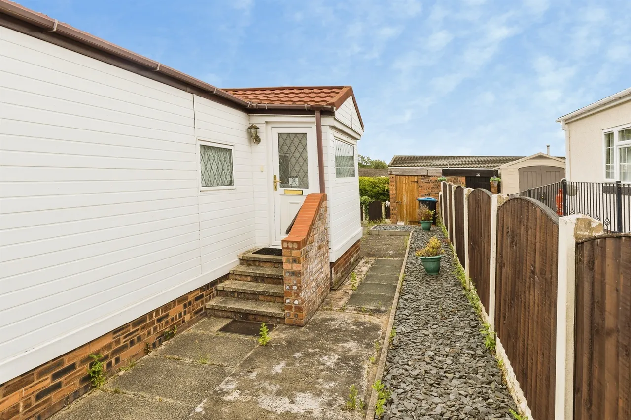 Orchard Park, Elton, CH2, photo 16