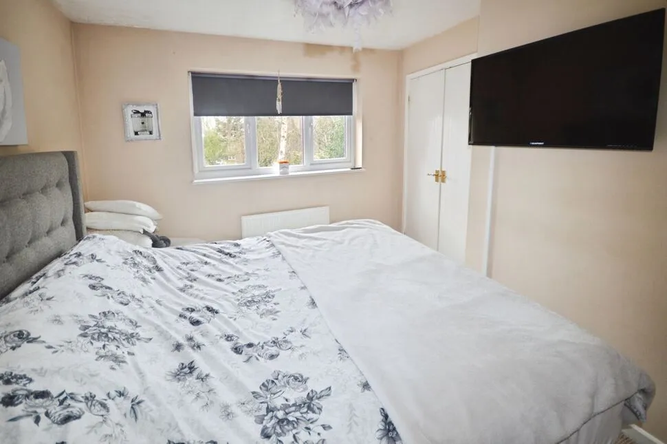 Vicarage Gardens, Swadlincote, Derbyshire, DE11, photo 8