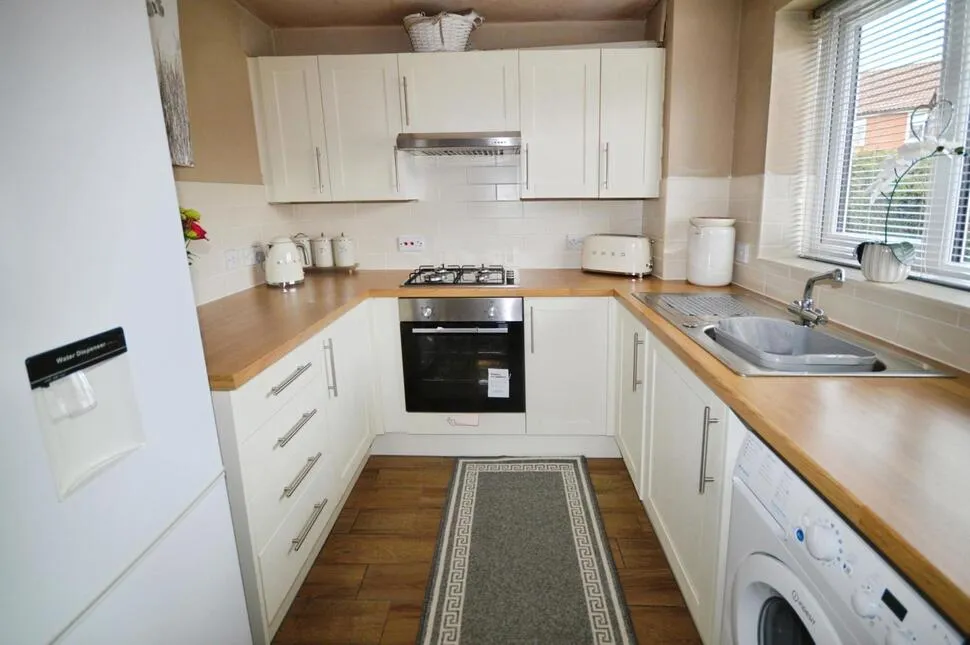 Vicarage Gardens, Swadlincote, Derbyshire, DE11, photo 5