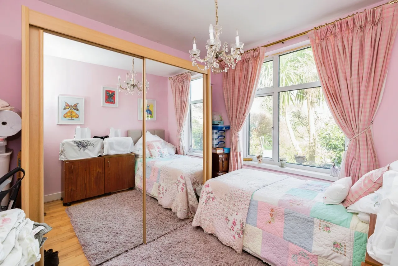 Loudoun Avenue, Ilford, IG6, photo 11