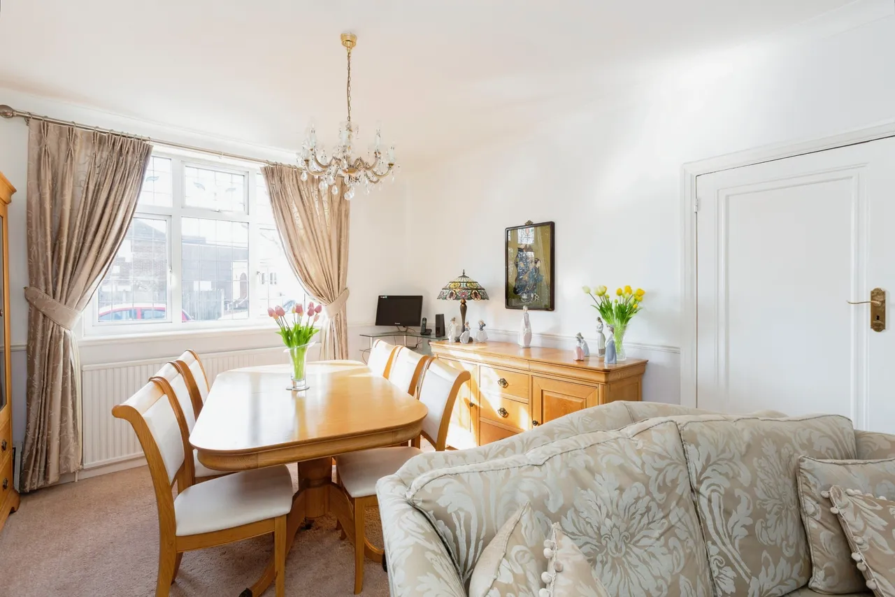 Loudoun Avenue, Ilford, IG6, photo 8