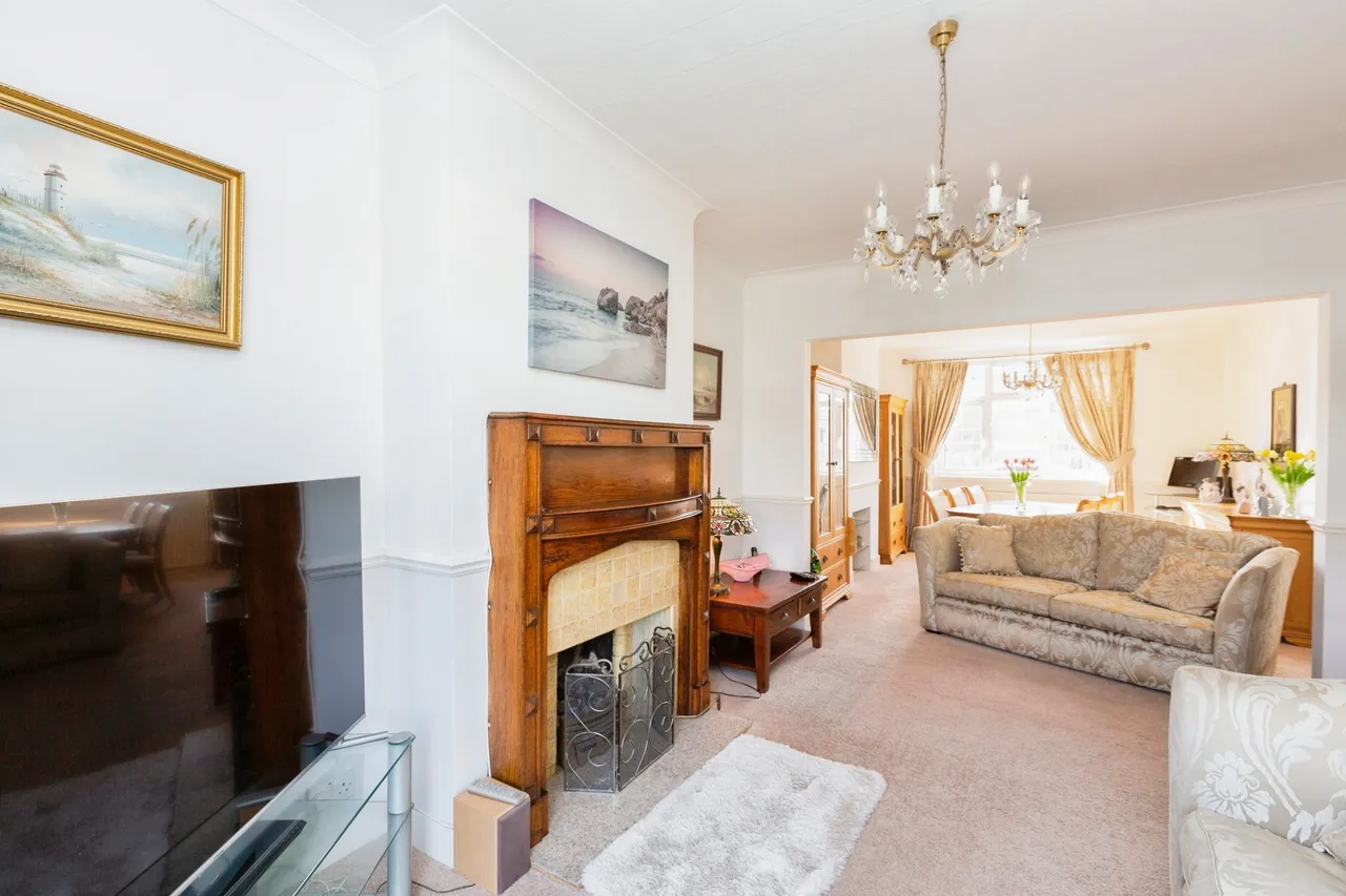 Loudoun Avenue, Ilford, IG6, photo 6