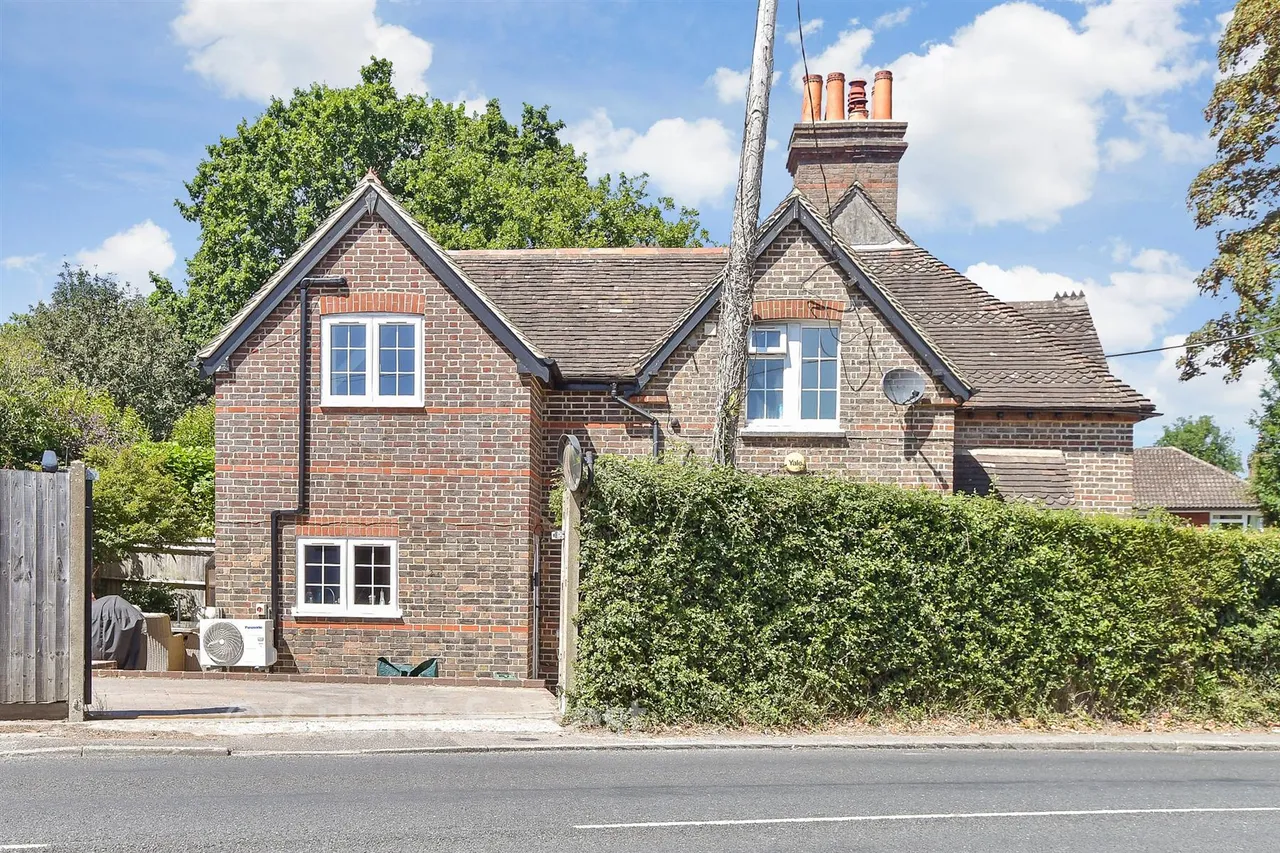 West Common, Lindfield, RH16, photo 22