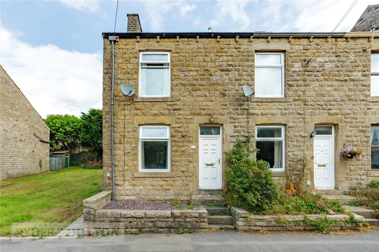 3 bed house for sale, Sam Road, Diggle, OL3