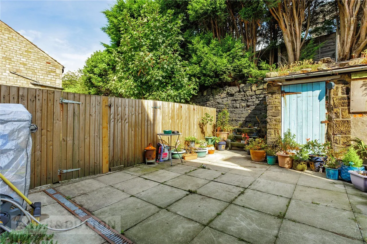 Sam Road, Diggle, OL3, photo 4