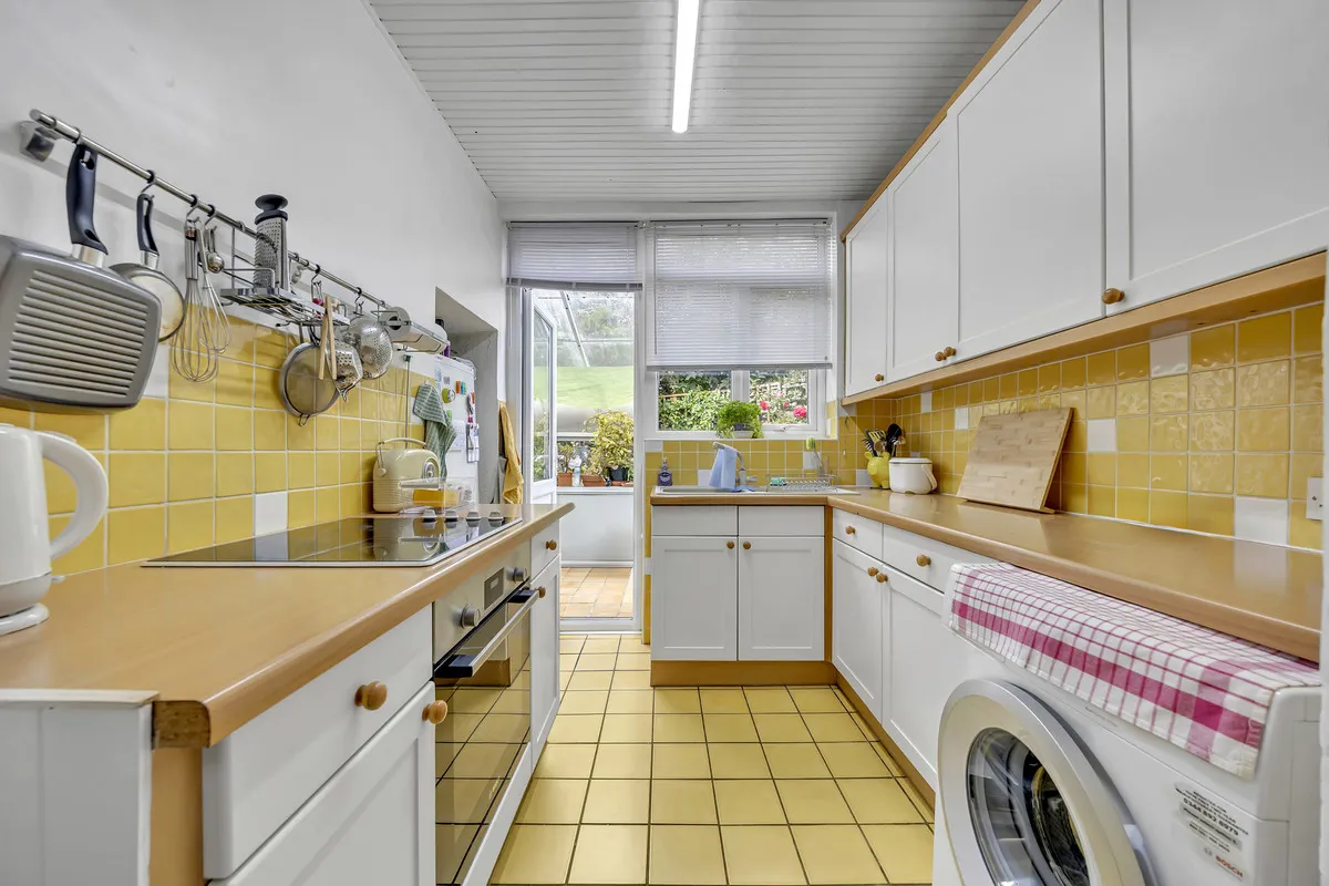 Redriff Road, Romford, RM7 8HD, photo 11