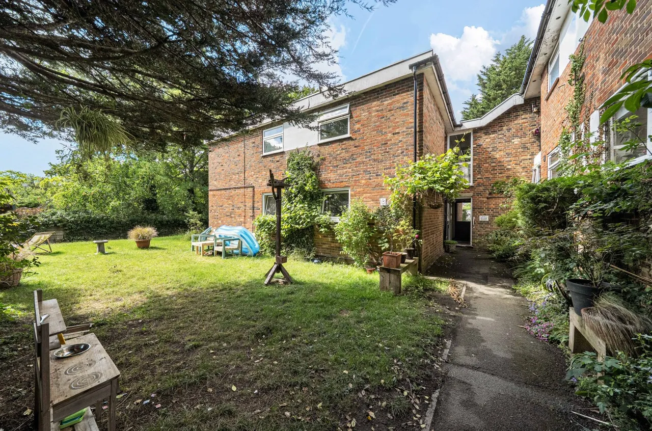 Paddock Close, South Darenth, DA4, photo 2