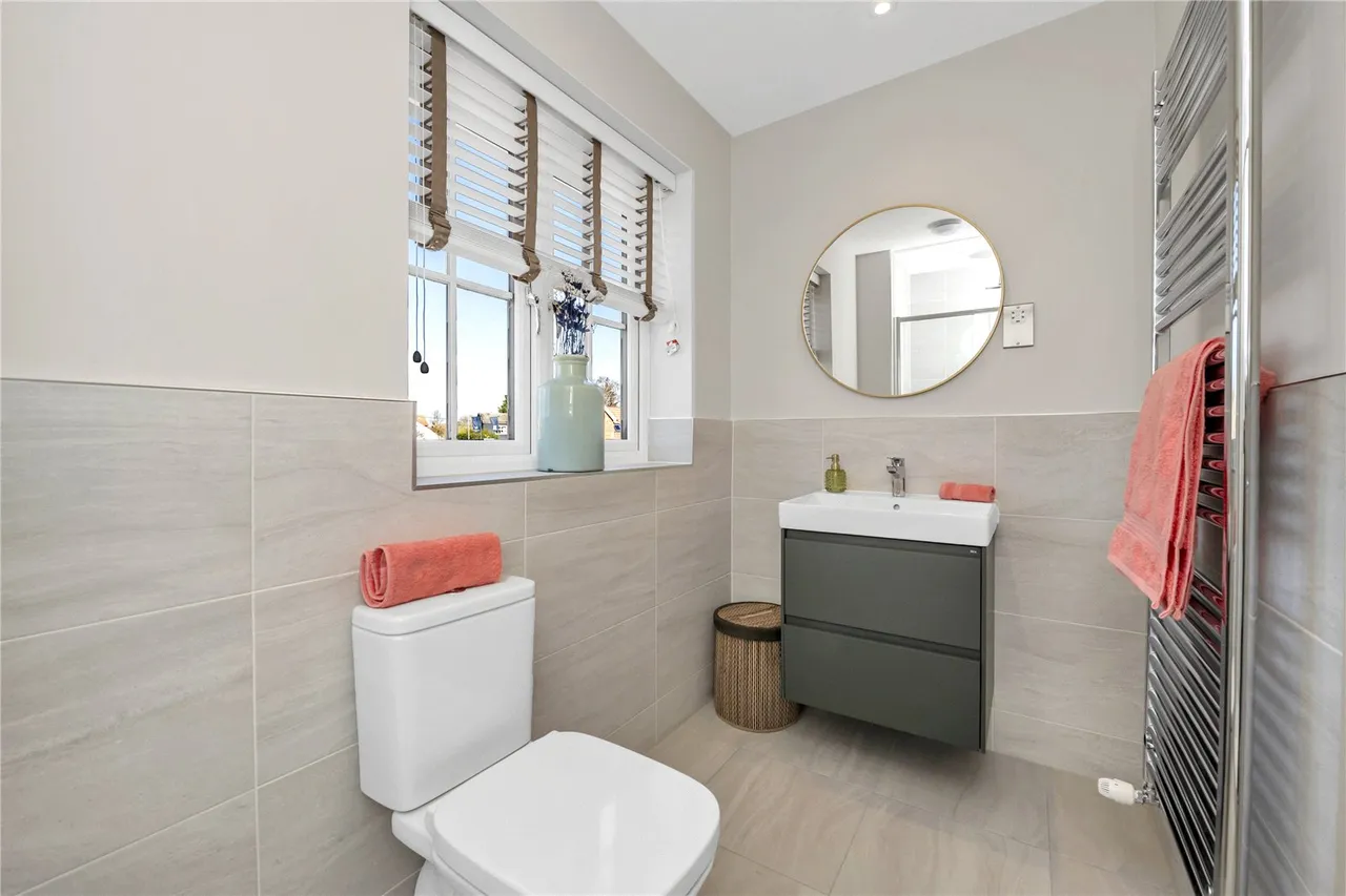 Beccles Road, Loddon, NR14, photo 13