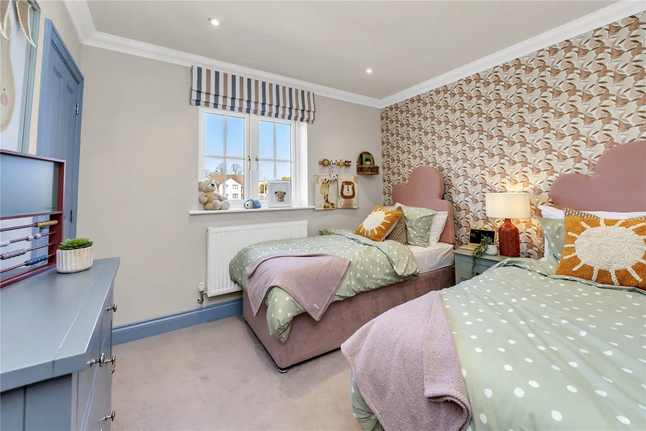 Beccles Road, Loddon, NR14, photo 14