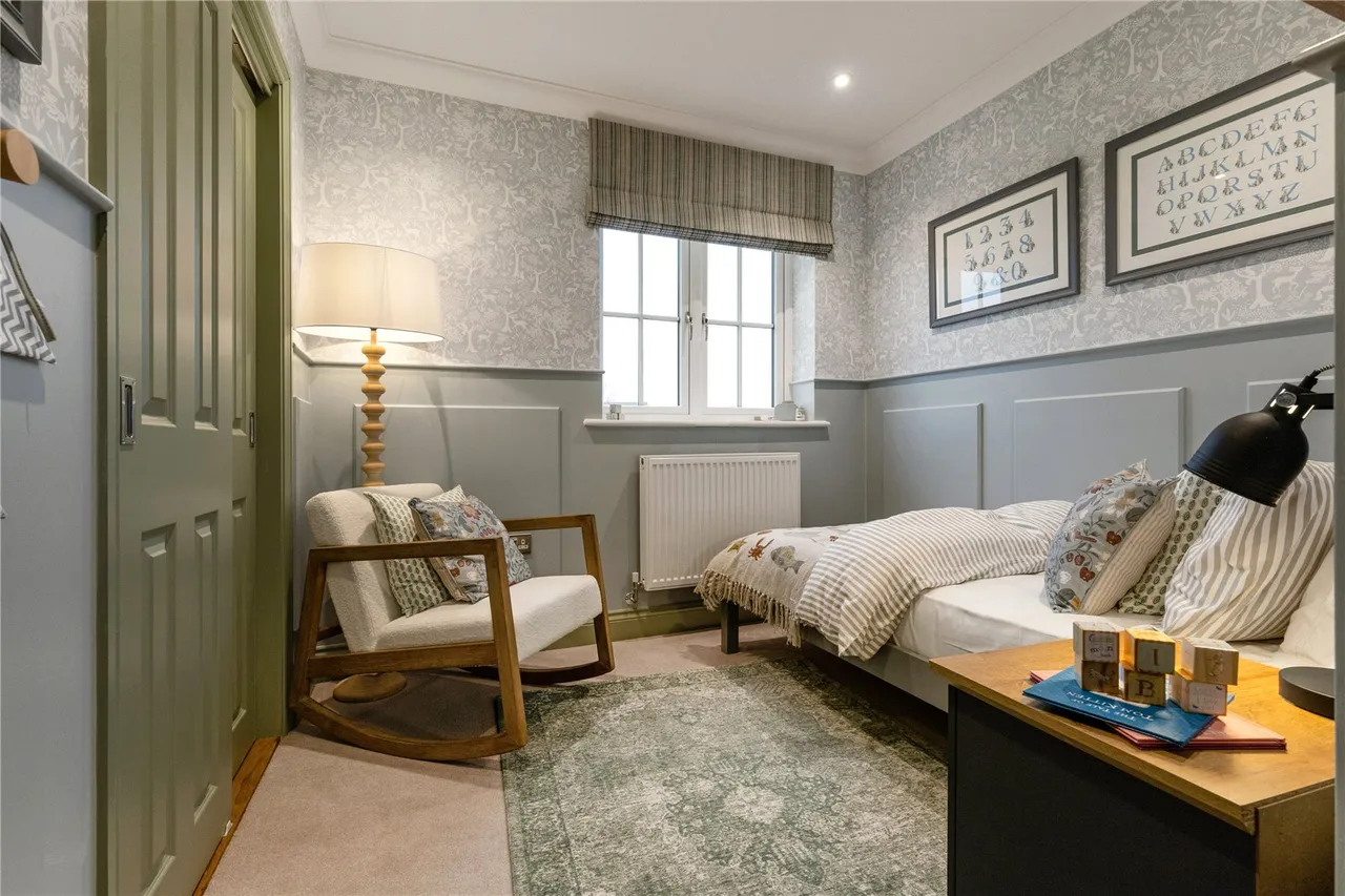 Beccles Road, Loddon, NR14, photo 6