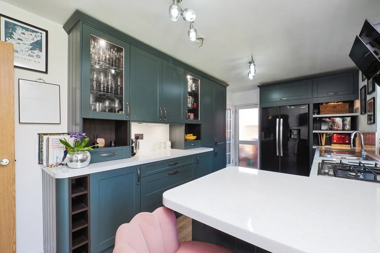 Averton Square, Wollaton, Nottingham, NG8, photo 5
