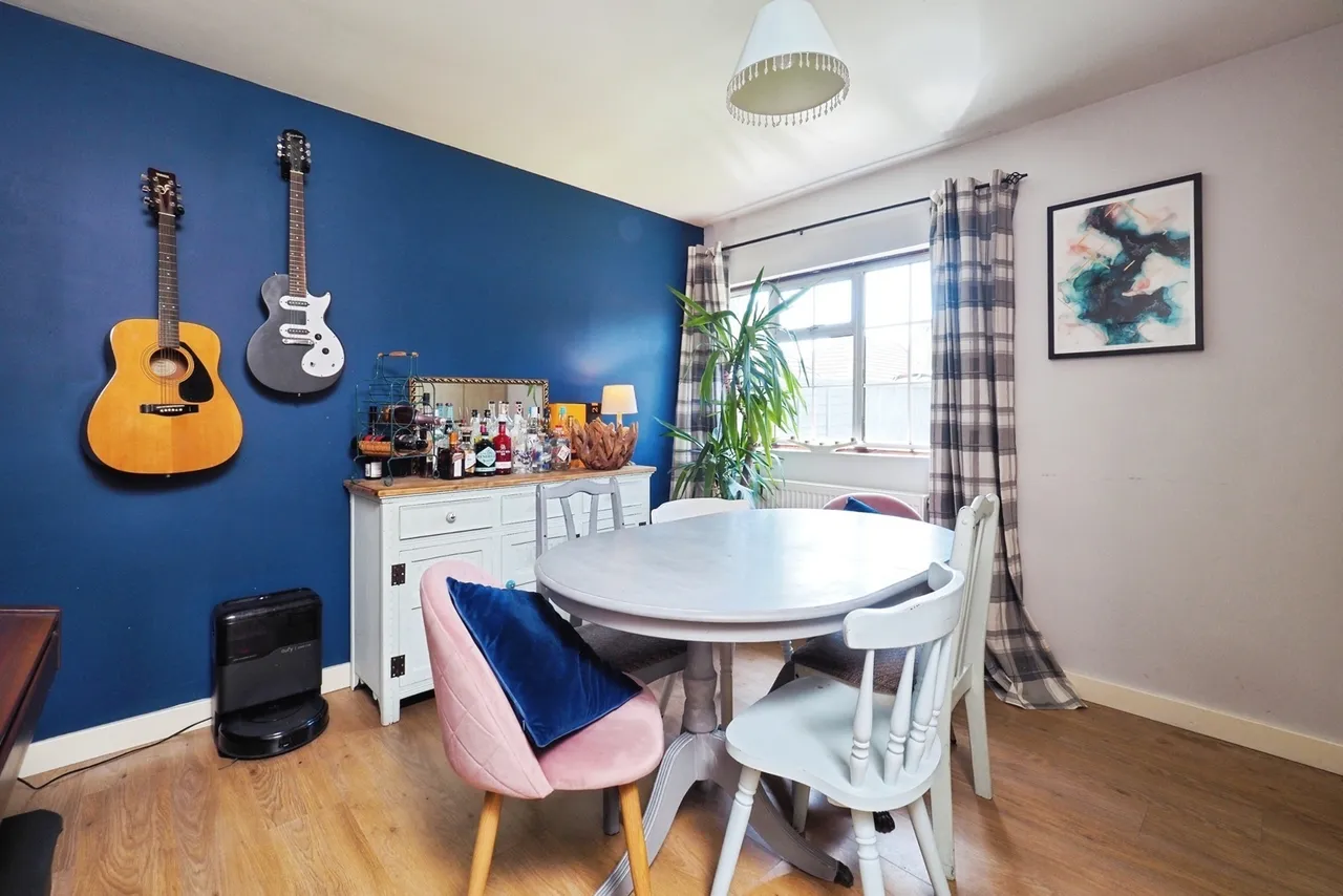 Averton Square, Wollaton, Nottingham, NG8, photo 9