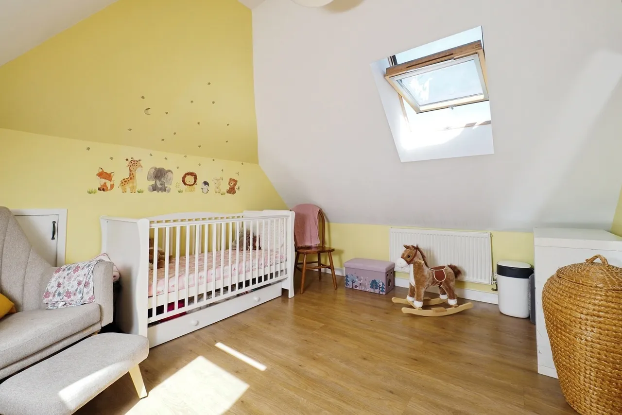 Averton Square, Wollaton, Nottingham, NG8, photo 12