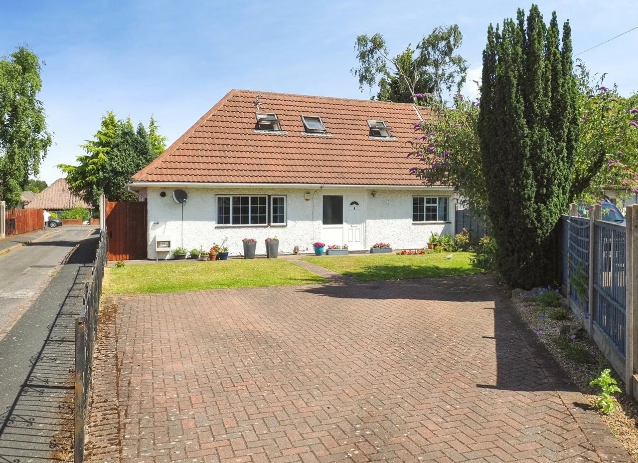 4 bed house for sale — Averton Square, Wollaton, Nottingham, NG8