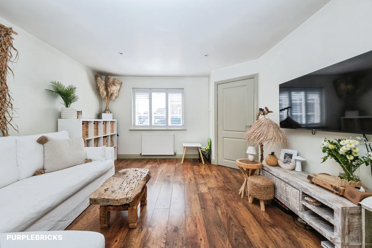 Hayes Road, Deanshanger, MK19, photo 4