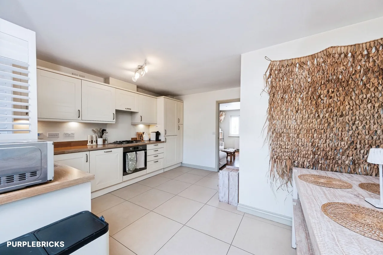 Hayes Road, Deanshanger, MK19, photo 2