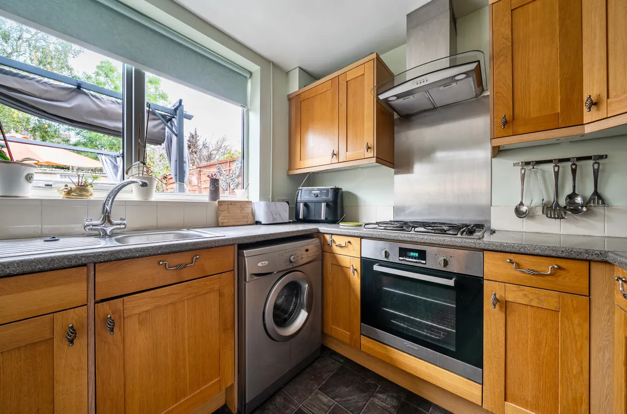 Parkside Avenue, Bexleyheath, DA7, photo 15