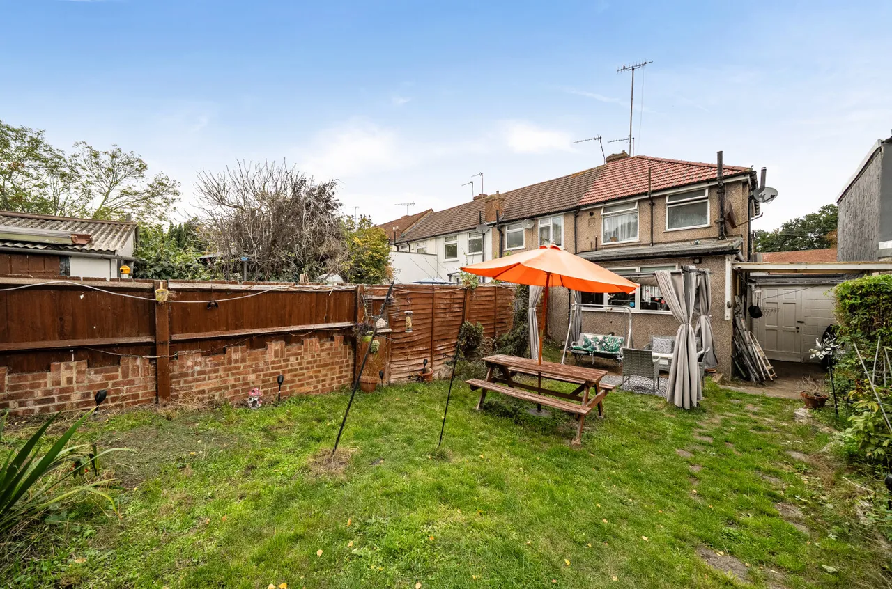 Parkside Avenue, Bexleyheath, DA7, photo 12