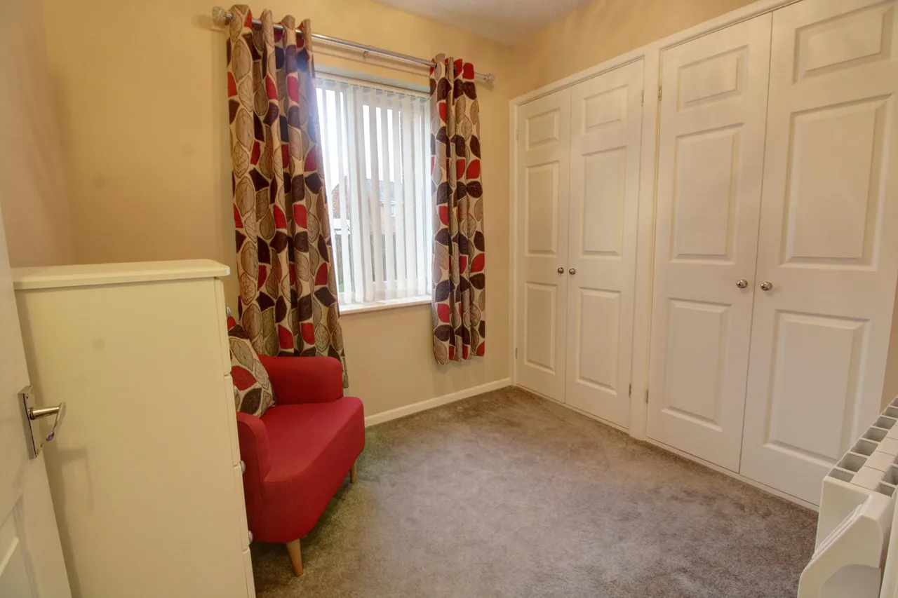 Ferndale Court, Thatcham, RG19, photo 7