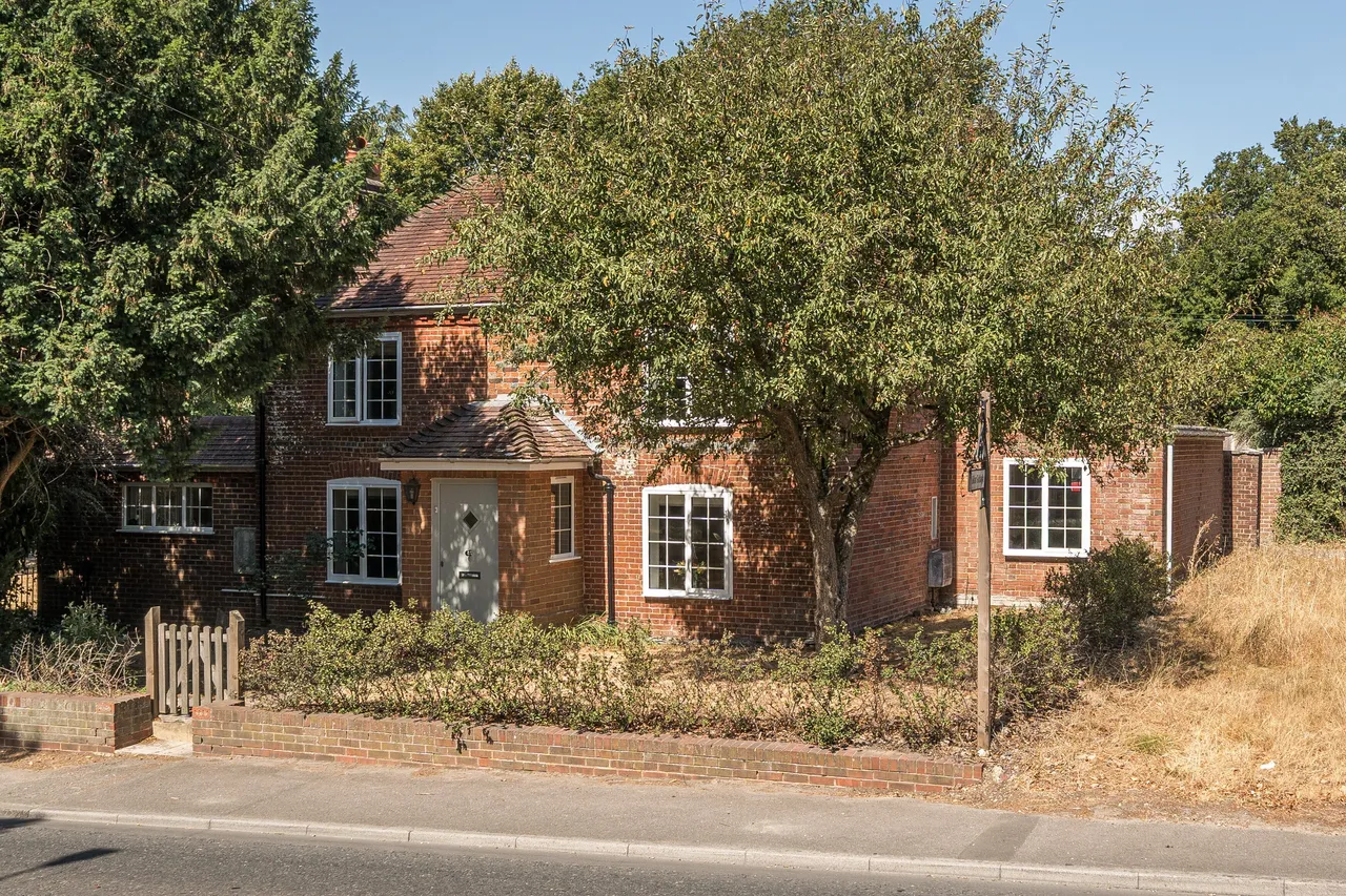 Otterbourne Hill, Otterbourne, SO21, photo 4