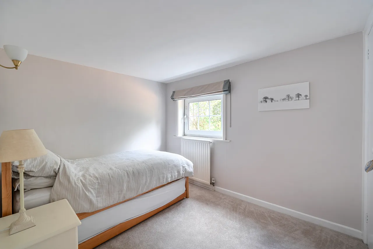 Otterbourne Hill, Otterbourne, SO21, photo 11