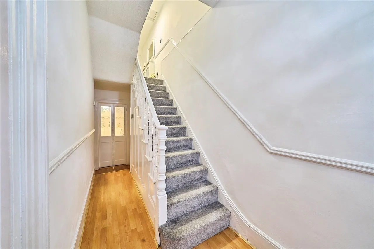 Upton Lane, London, E7, photo 11