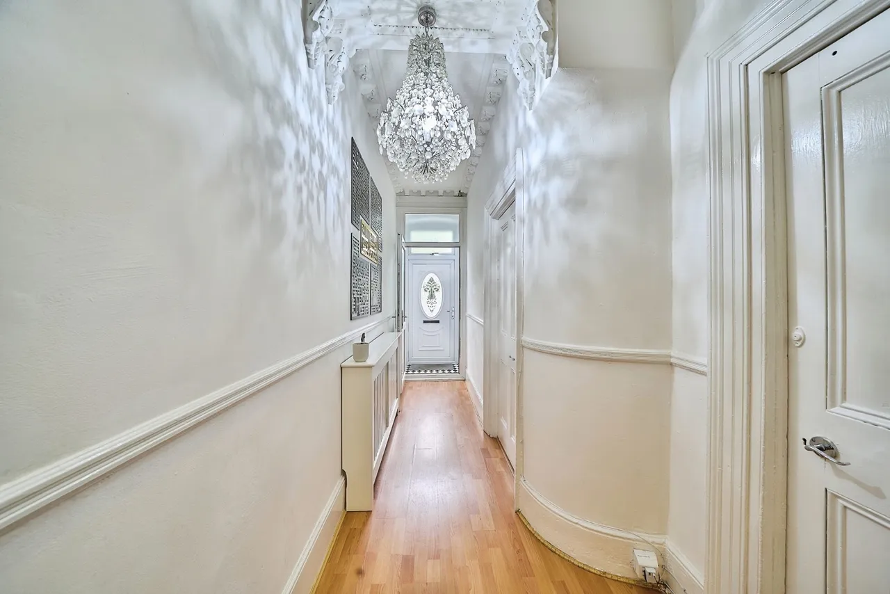 Upton Lane, London, E7, photo 10