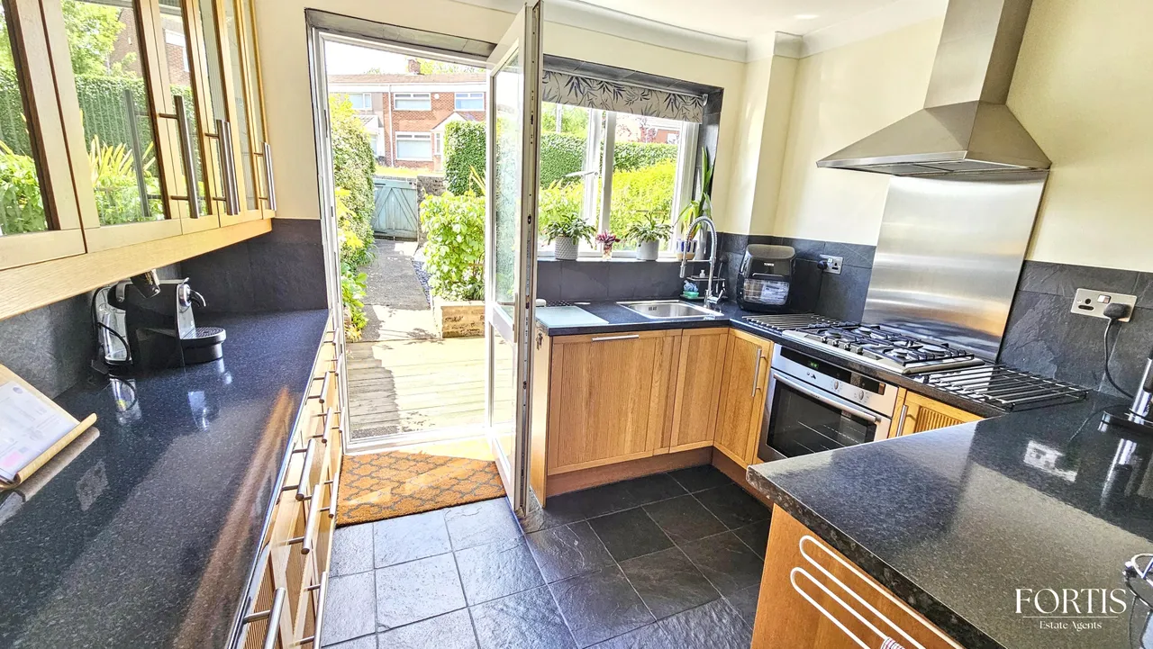 Windrush Place, Cardiff, CF5, photo 4