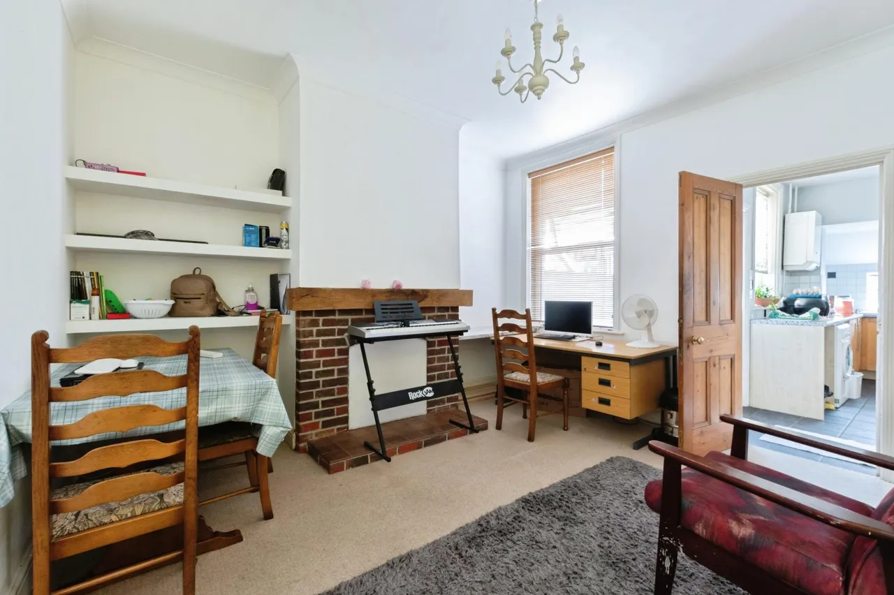 Charles Road, Poole, BH15, photo 5