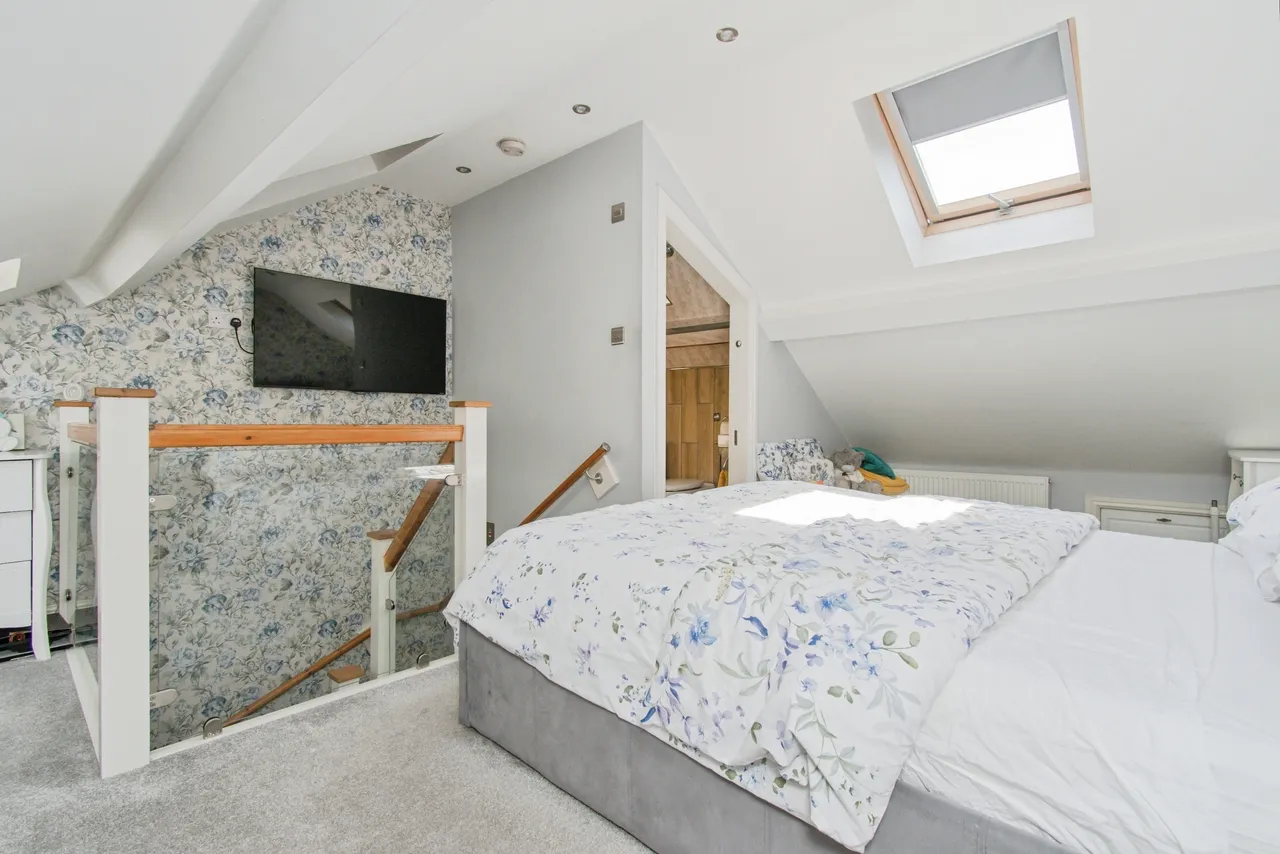 Castleford Road, Normanton, WF6, photo 10