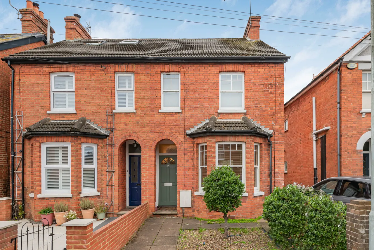 2 bed house for sale — Penyston Road, Maidenhead, SL6