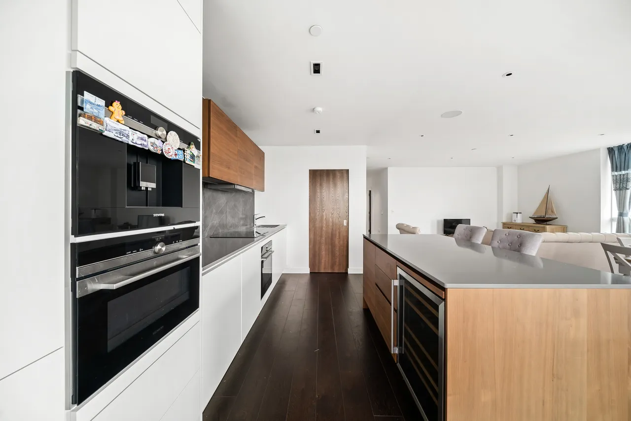 Devan Grove, London, N4, photo 4