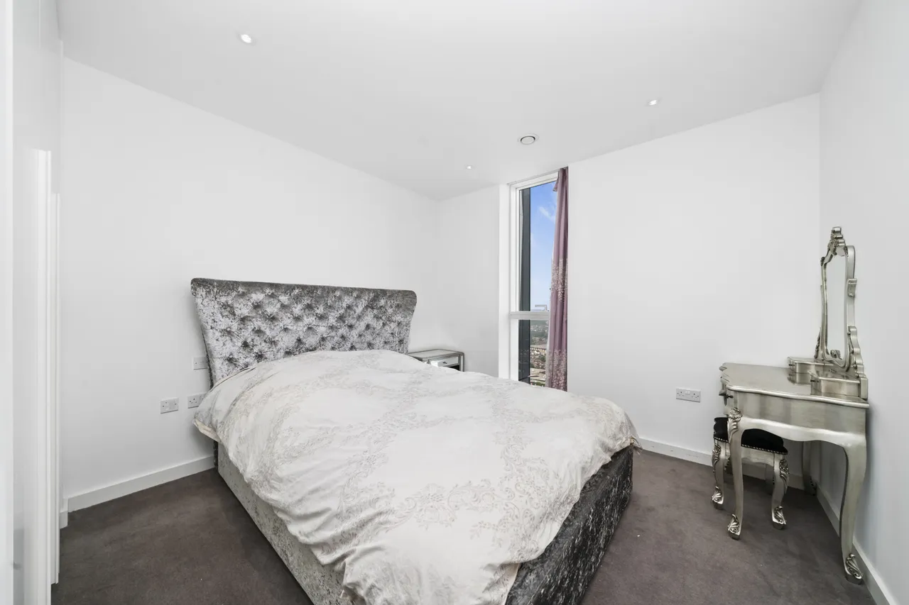 Devan Grove, London, N4, photo 12
