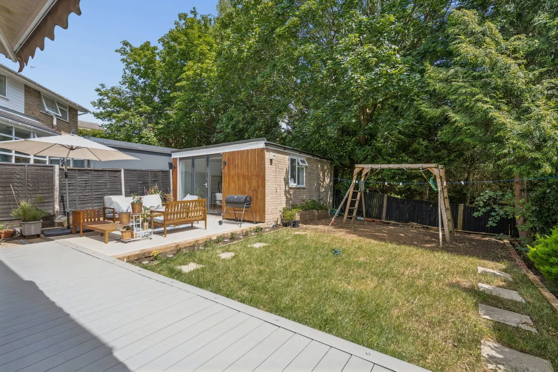 Brookdene Drive, Northwood, HA6, photo 8