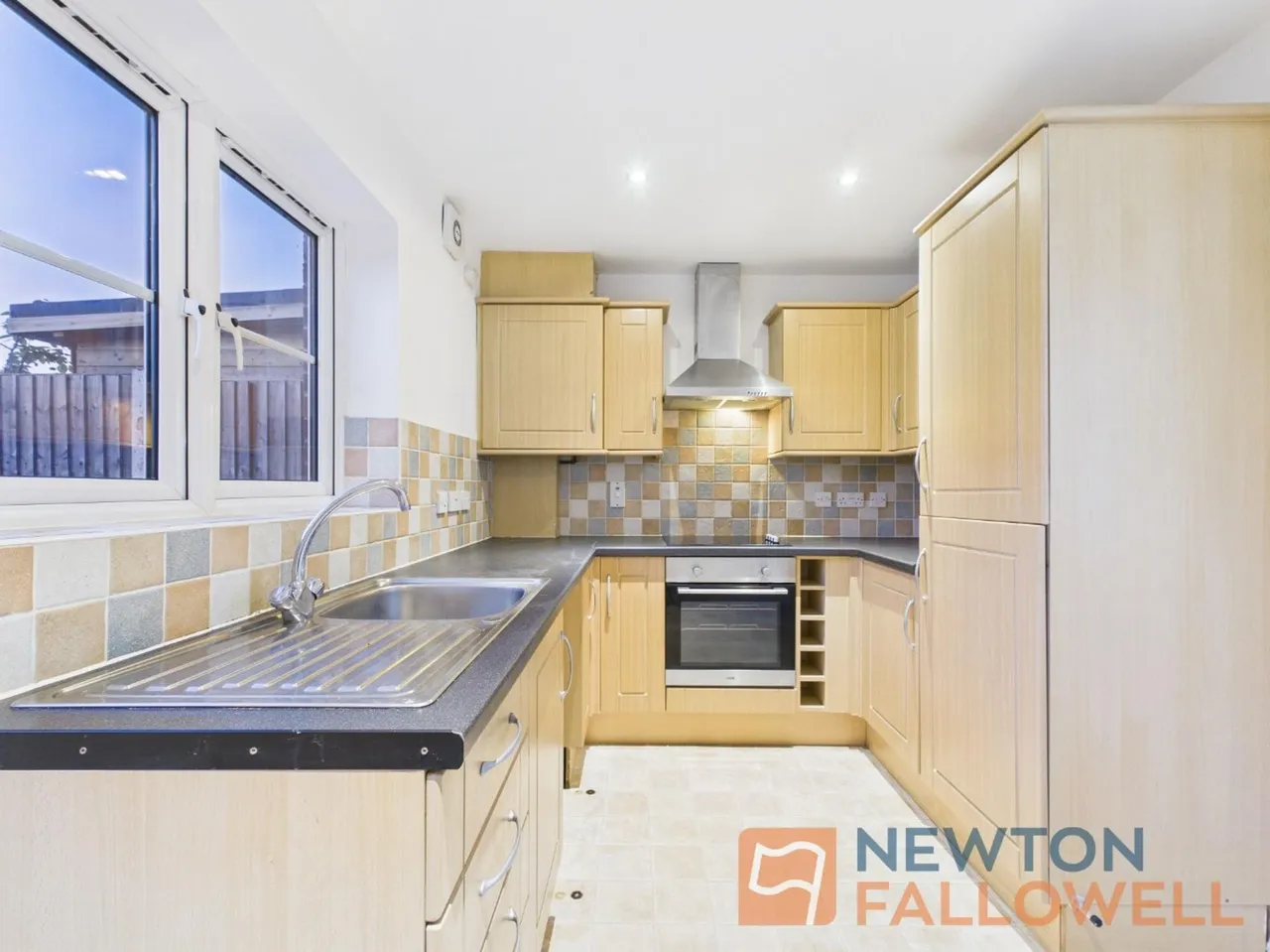 Victoria Street, Willenhall, WV13, photo 7