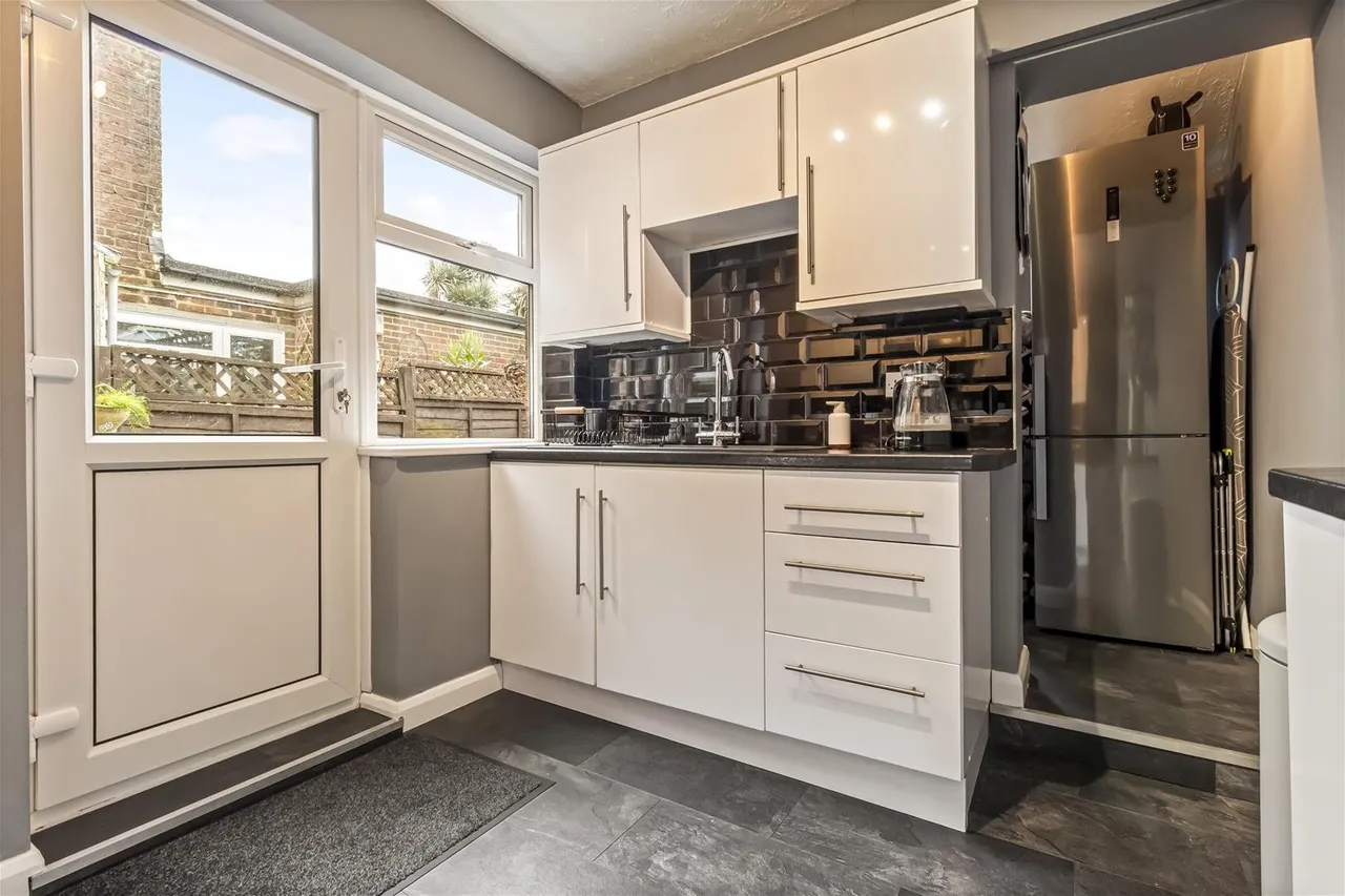 New Road, West Durrington, Worthing, photo 8