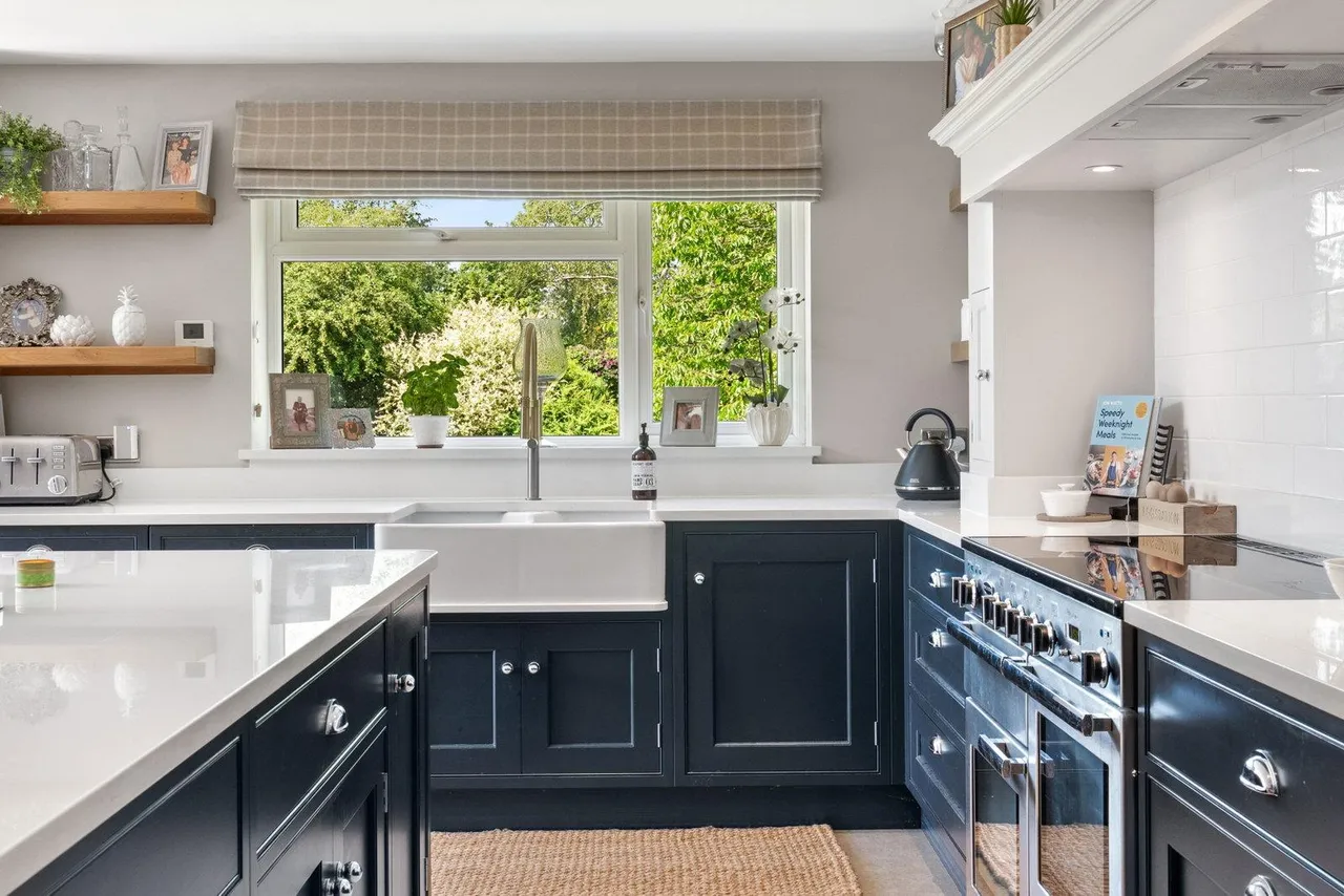 Stunning Chain Free Cottage in popular villlage, photo 20