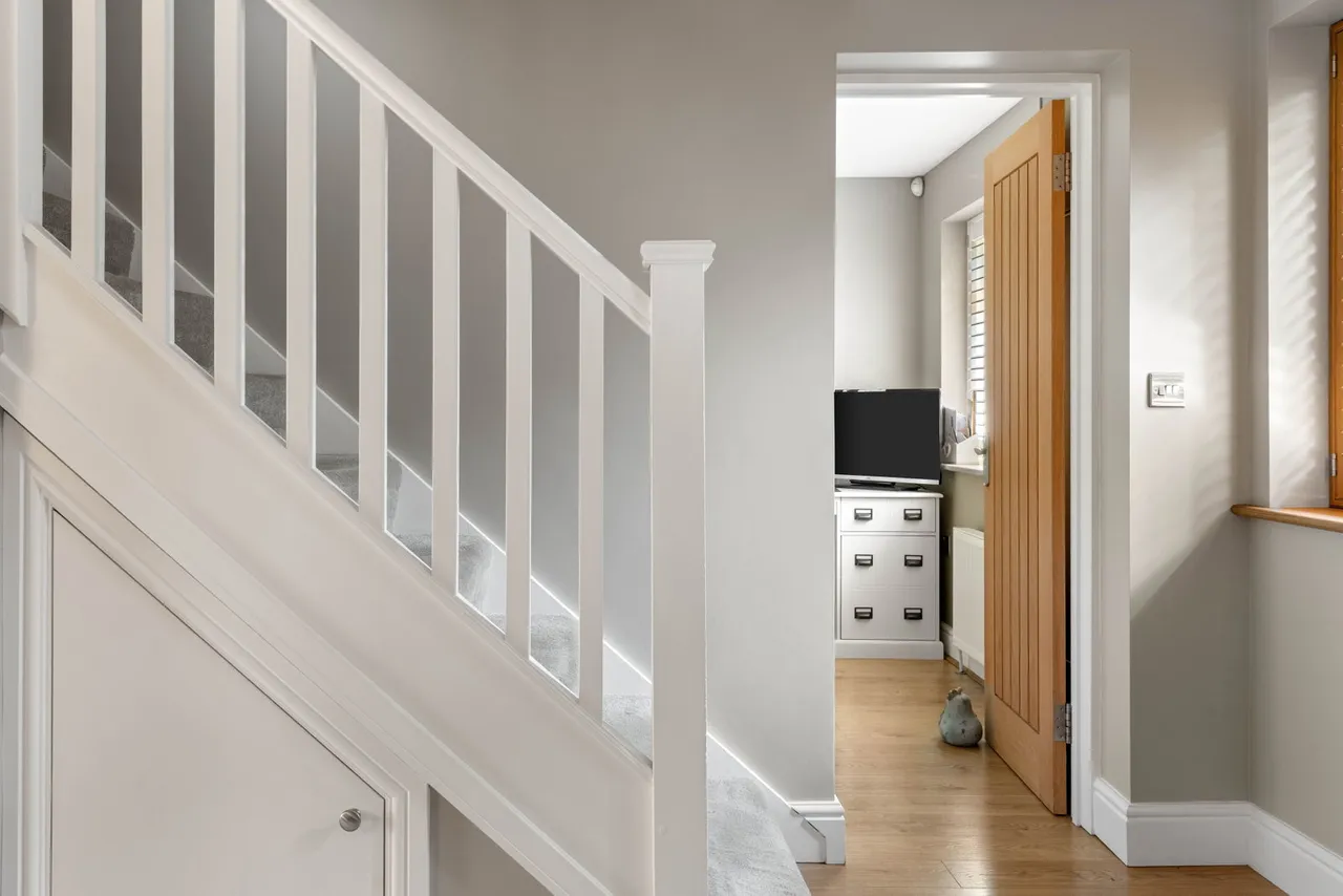 Stunning Chain Free Cottage in popular villlage, photo 7
