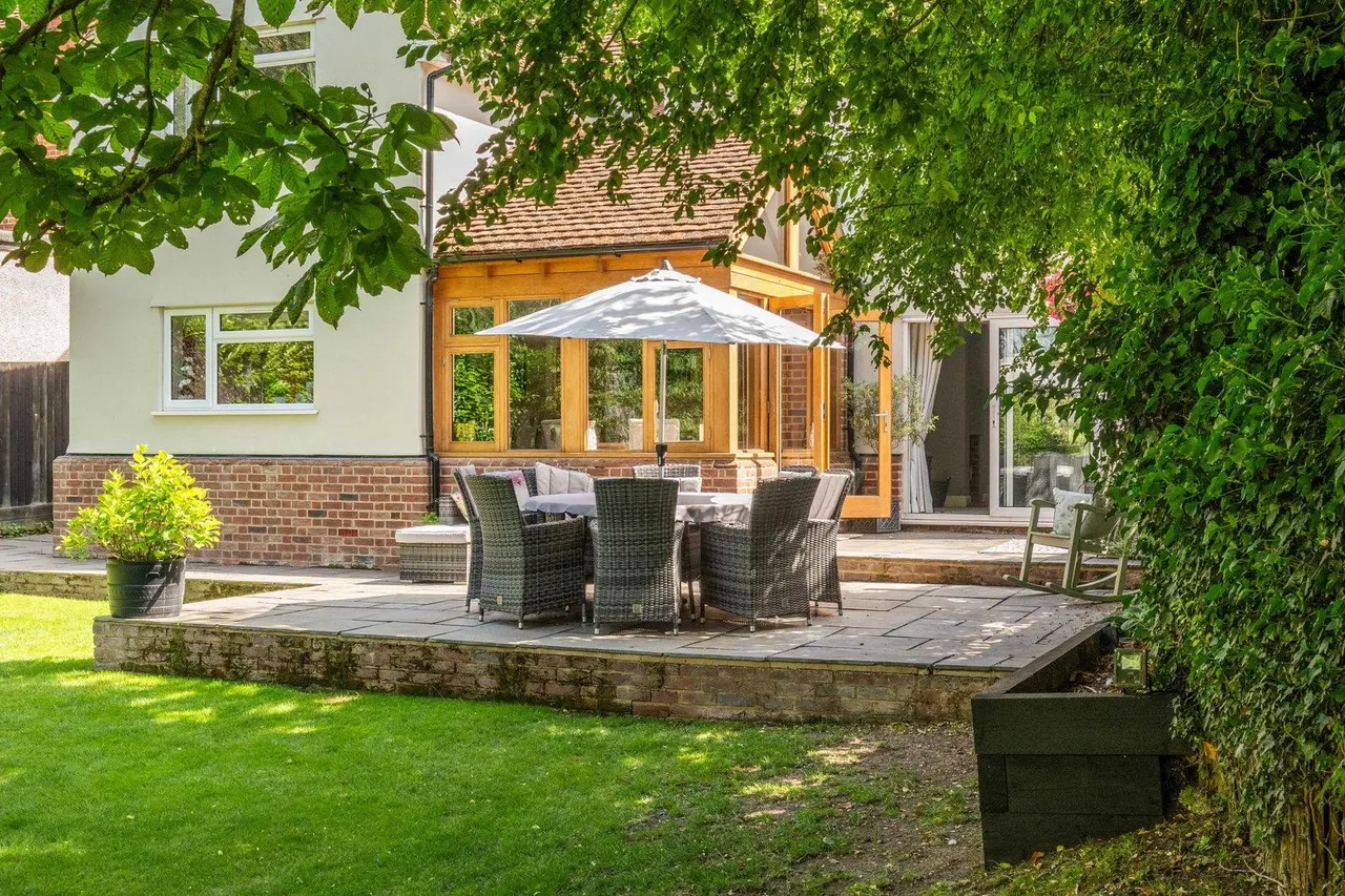 Stunning Chain Free Cottage in popular villlage, photo 47