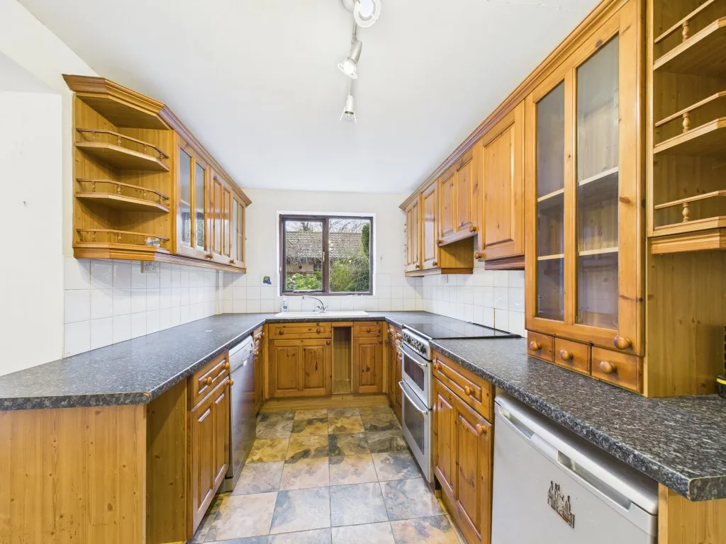 Cutbush Lane, Lower Earley, RG6, photo 4