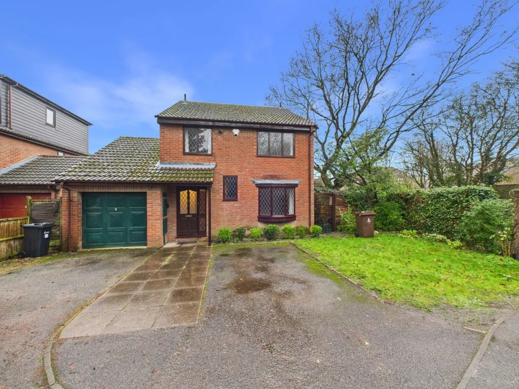 4 bed house for sale, Cutbush Lane, Lower Earley, RG6