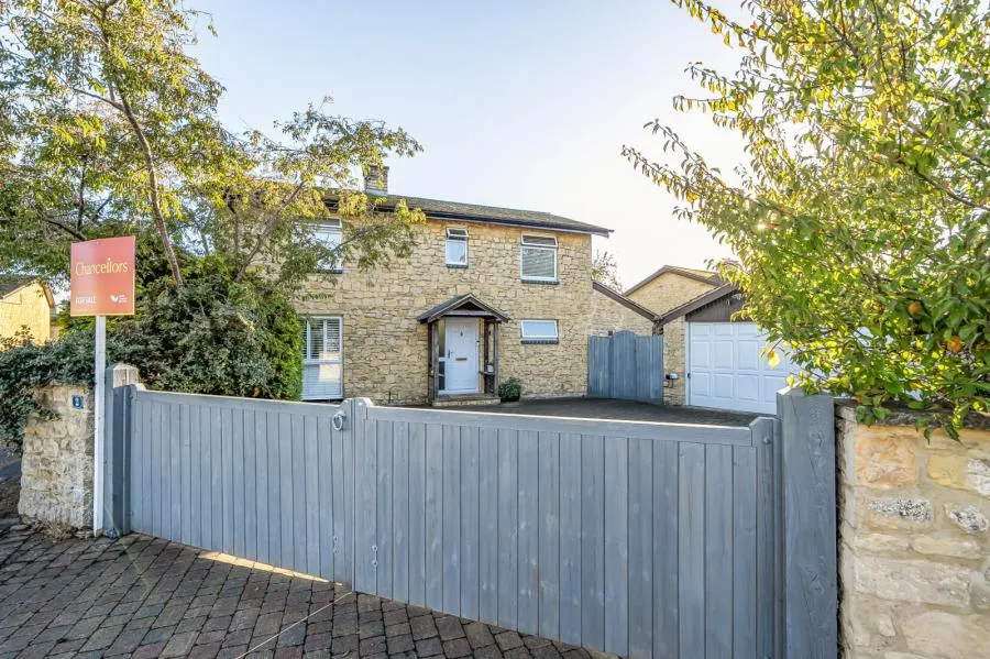 Glebe Rise, Kings Sutton, OX17, photo 22
