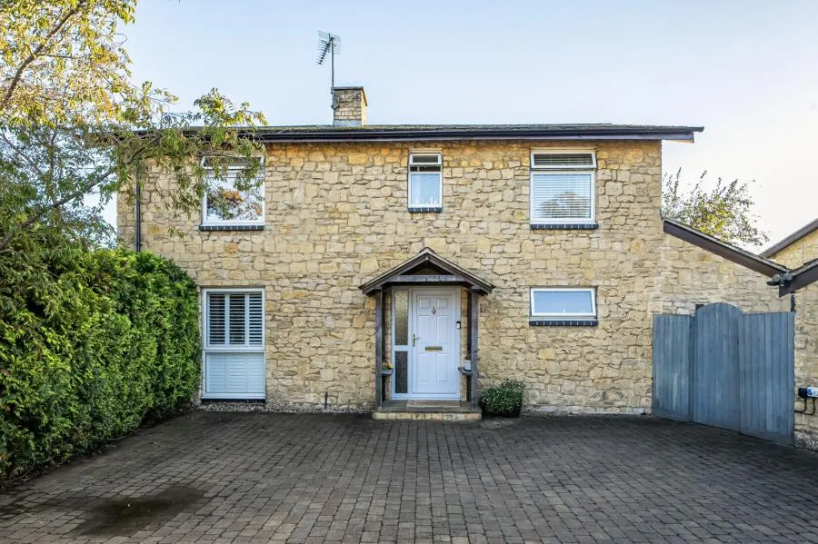 Glebe Rise, Kings Sutton, OX17, photo 23
